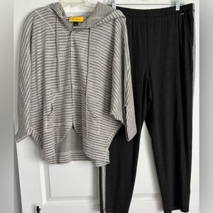 St. John Yellow Label Collection Gray Striped Hooded Top M & Black Pants L Set